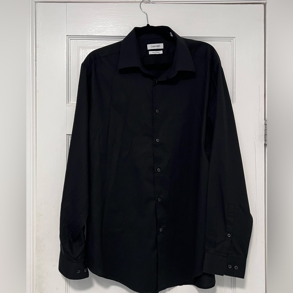 Black bottom down shirt